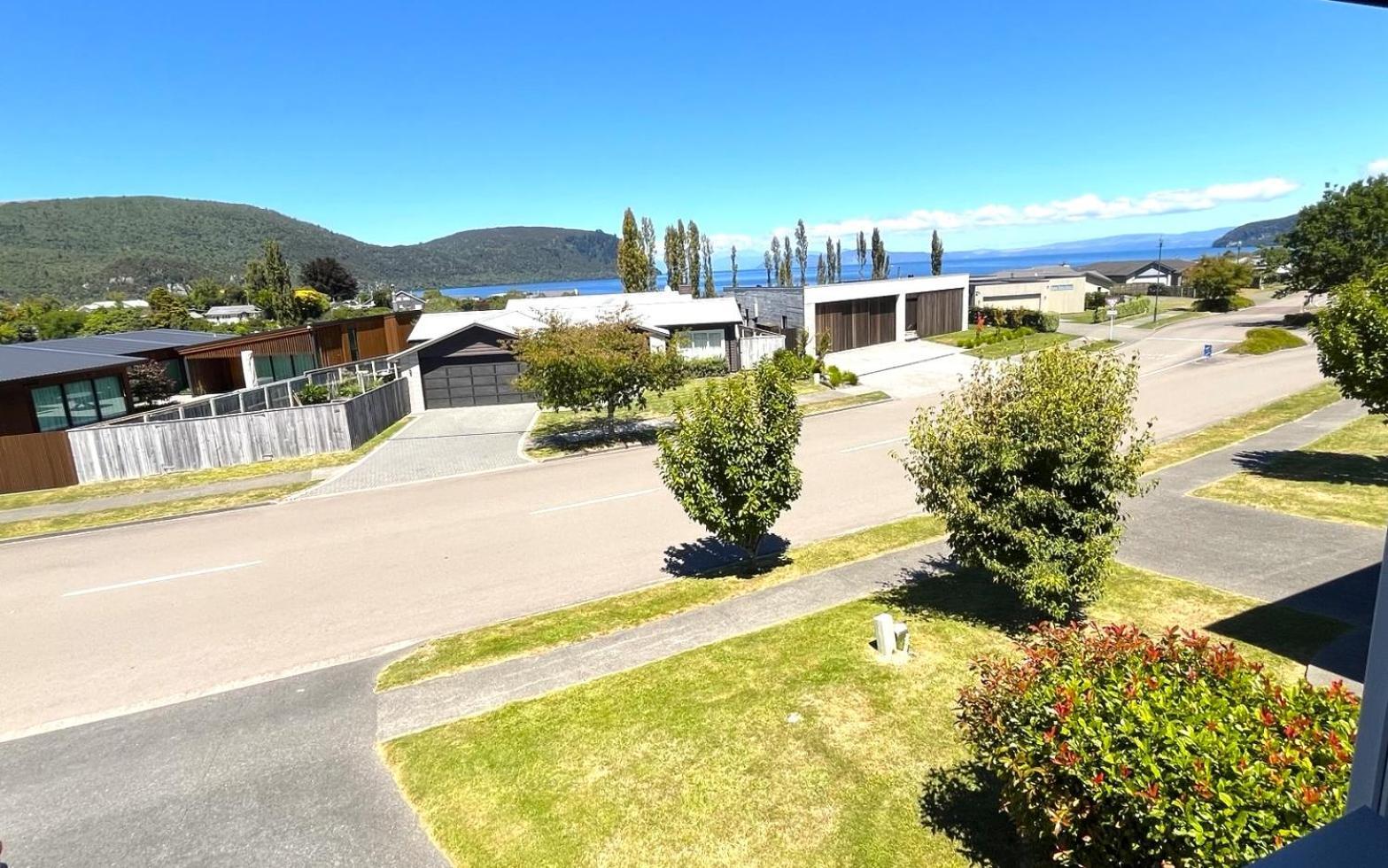 Large And Luxurious At The Lake Kinloch Extérieur photo